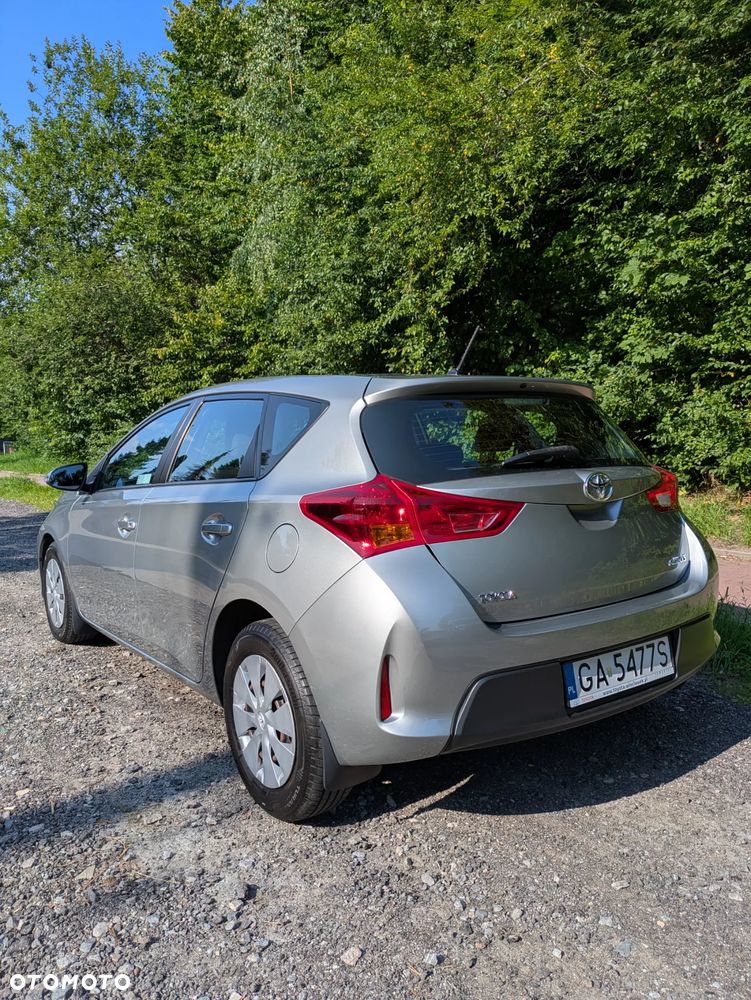 Toyota Auris 1.6 Active - 11