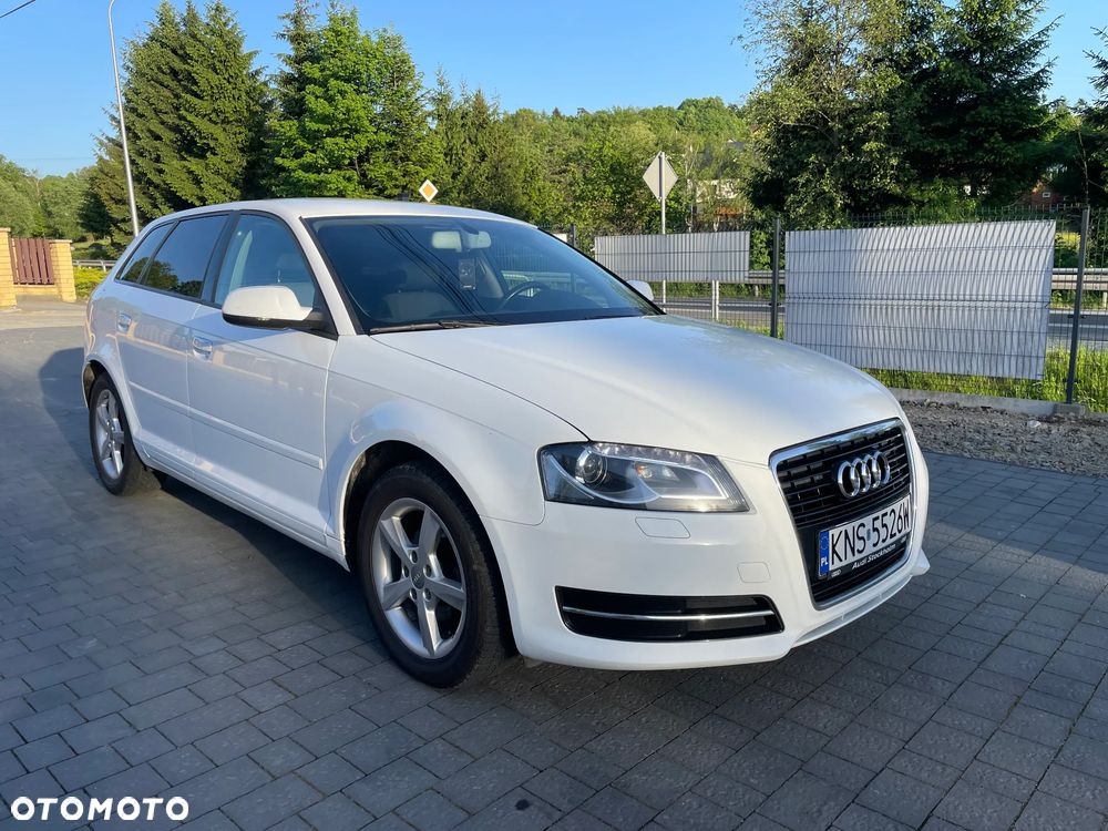 Audi A3 Sportback 1.6 TDI DPF Ambition - 4