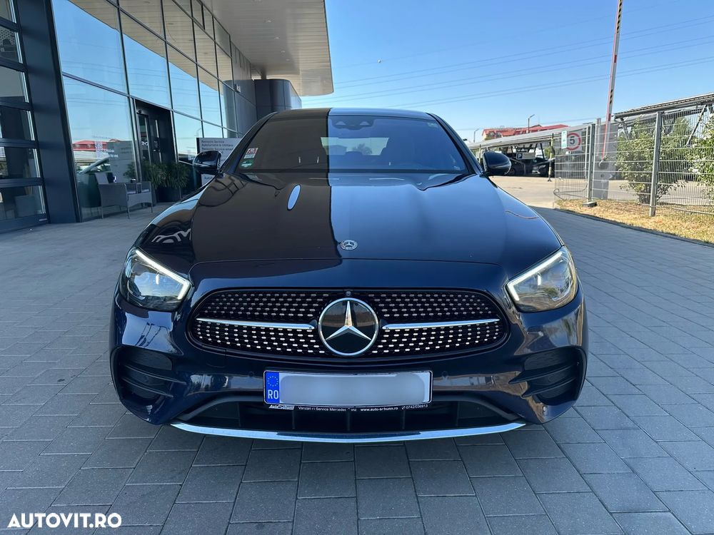 Mercedes-Benz E 300 4MATIC 9G-TRONIC AMG Line - 1