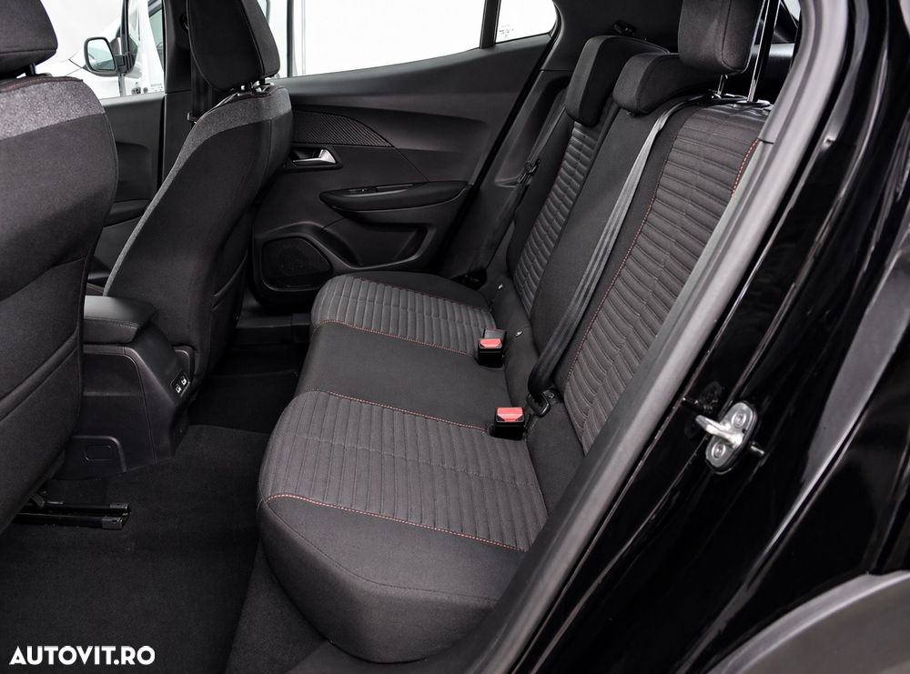 Peugeot 2008 1.2 L PureTech STT EAT8 Active - 6