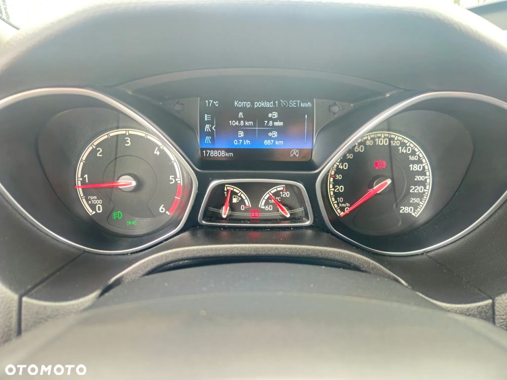 Ford Focus 2.0 TDCi ST - 35