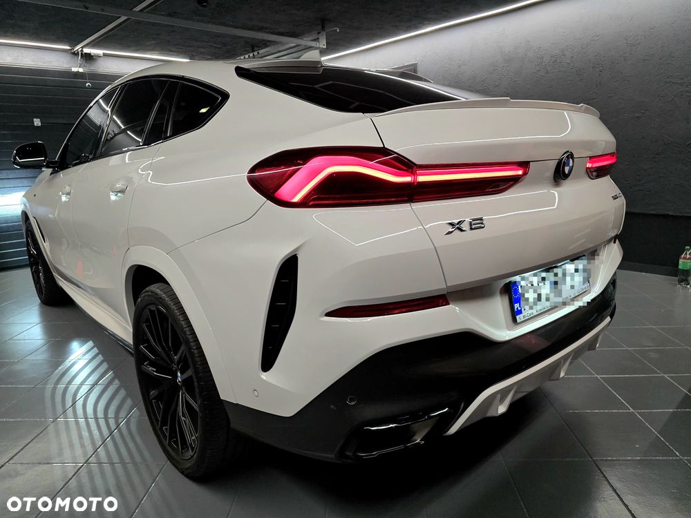 BMW X6 xDrive40d mHEV - 3