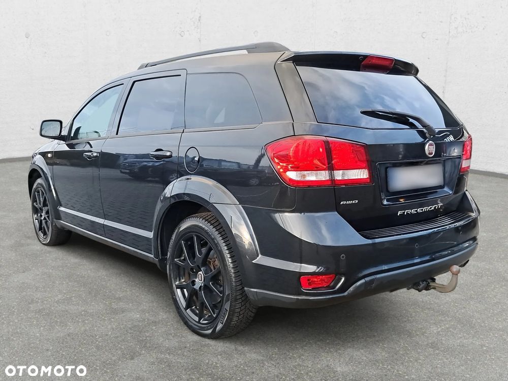 Fiat Freemont 2.0 Multijet Black Code AWD - 8