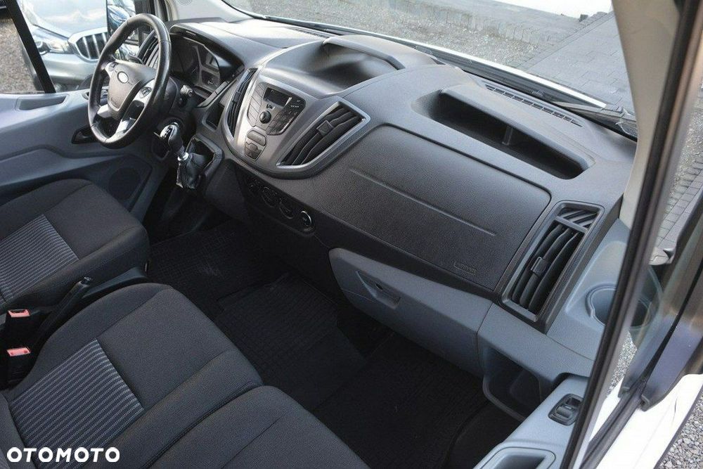 Ford Transit - 13