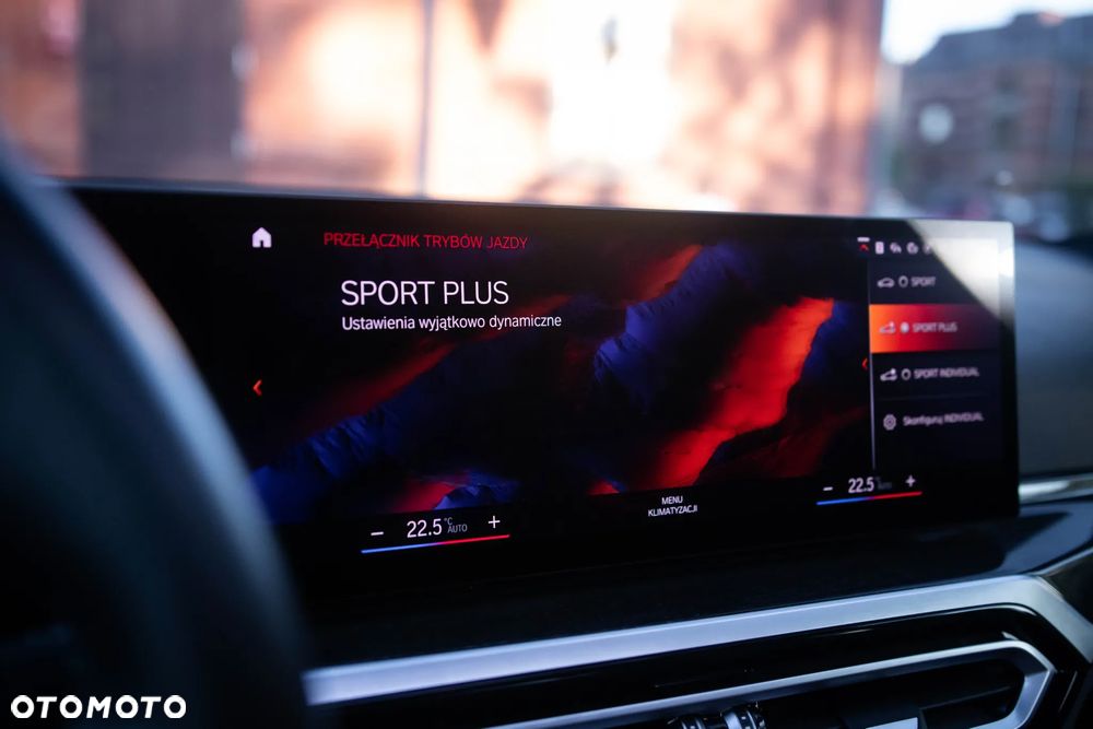 BMW Seria 3 330i xDrive M Sport - 24