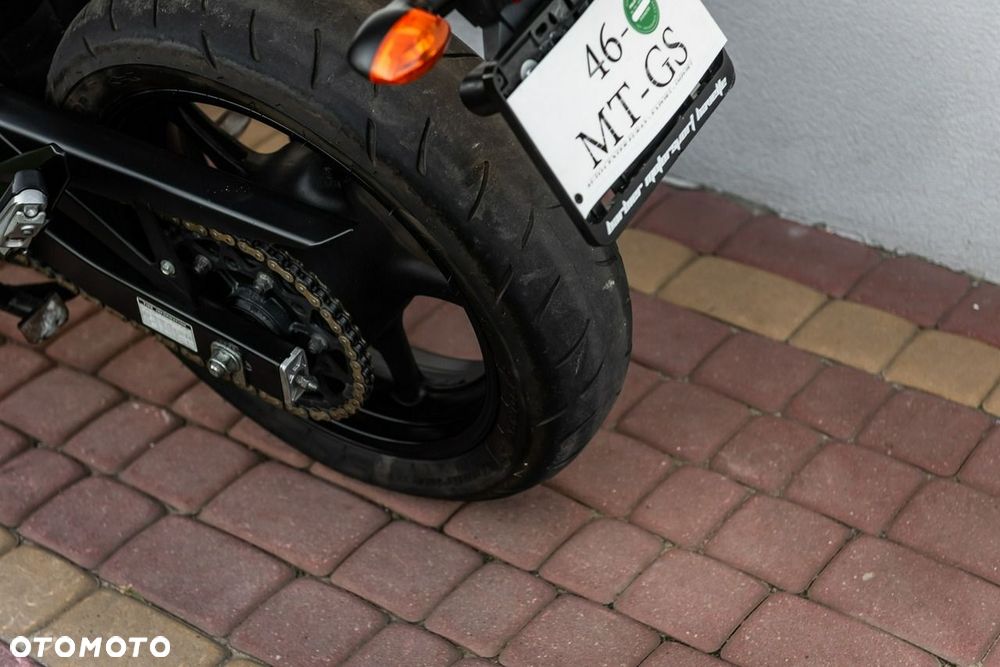 Yamaha XJ - 9