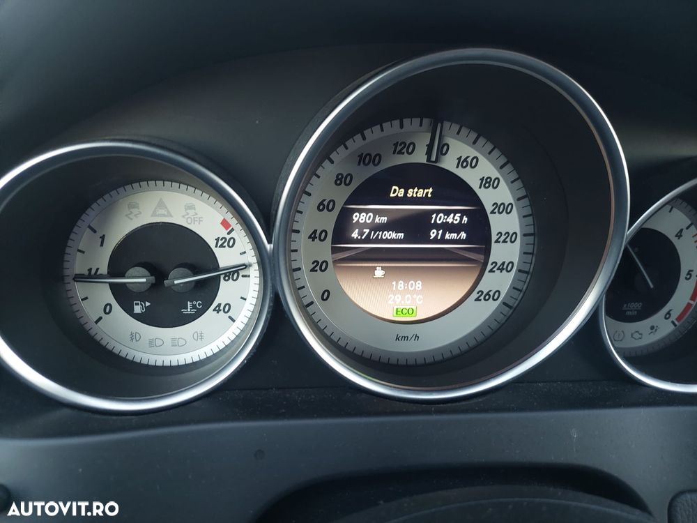 Mercedes-Benz C 220 CDI DPF (BlueEFFICIENCY) Elegance - 5