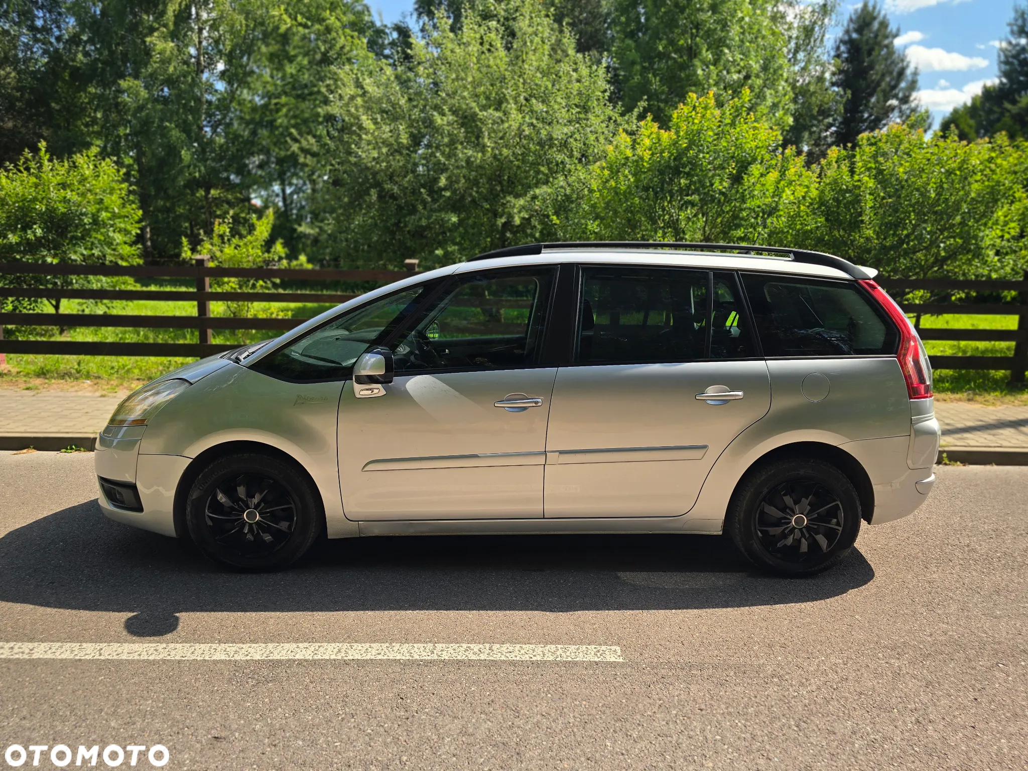 Citroën C4 Grand Picasso 1.8 16V Confort - 17