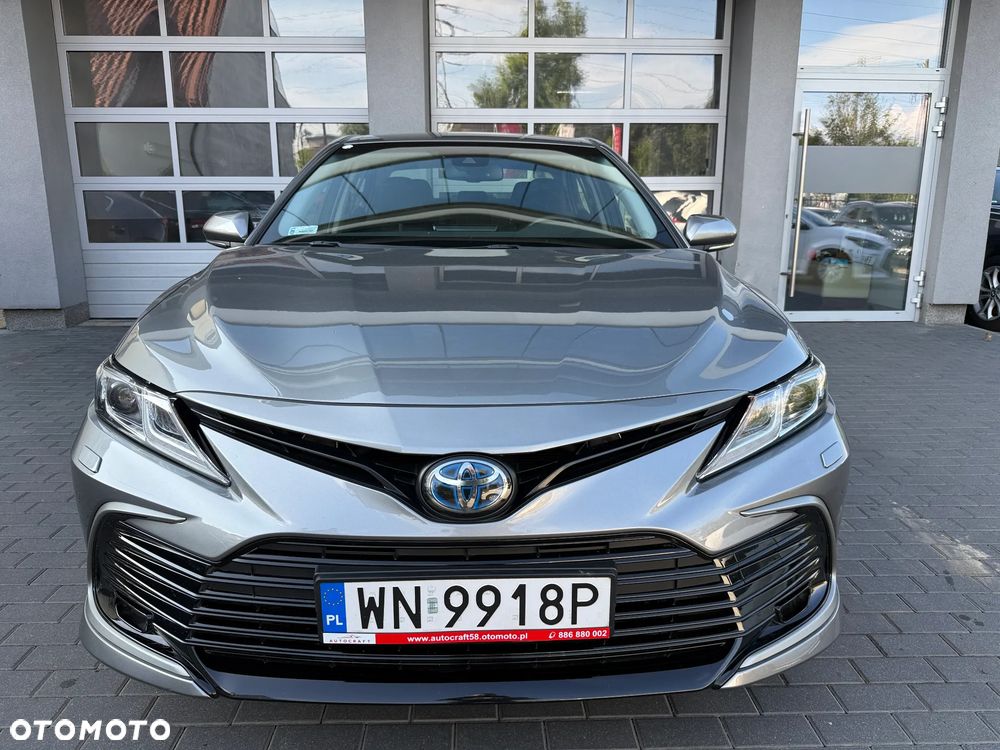 Toyota Camry 2.5 Hybrid Comfort CVT - 25