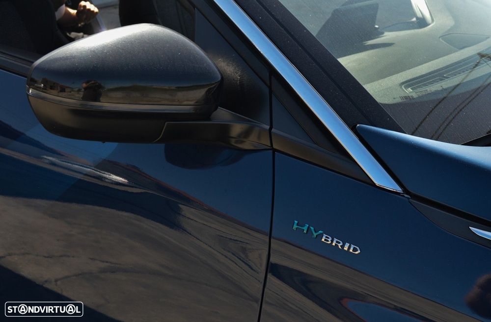 Peugeot 3008 1.6 Hybrid Allure e-EAT8 - 4