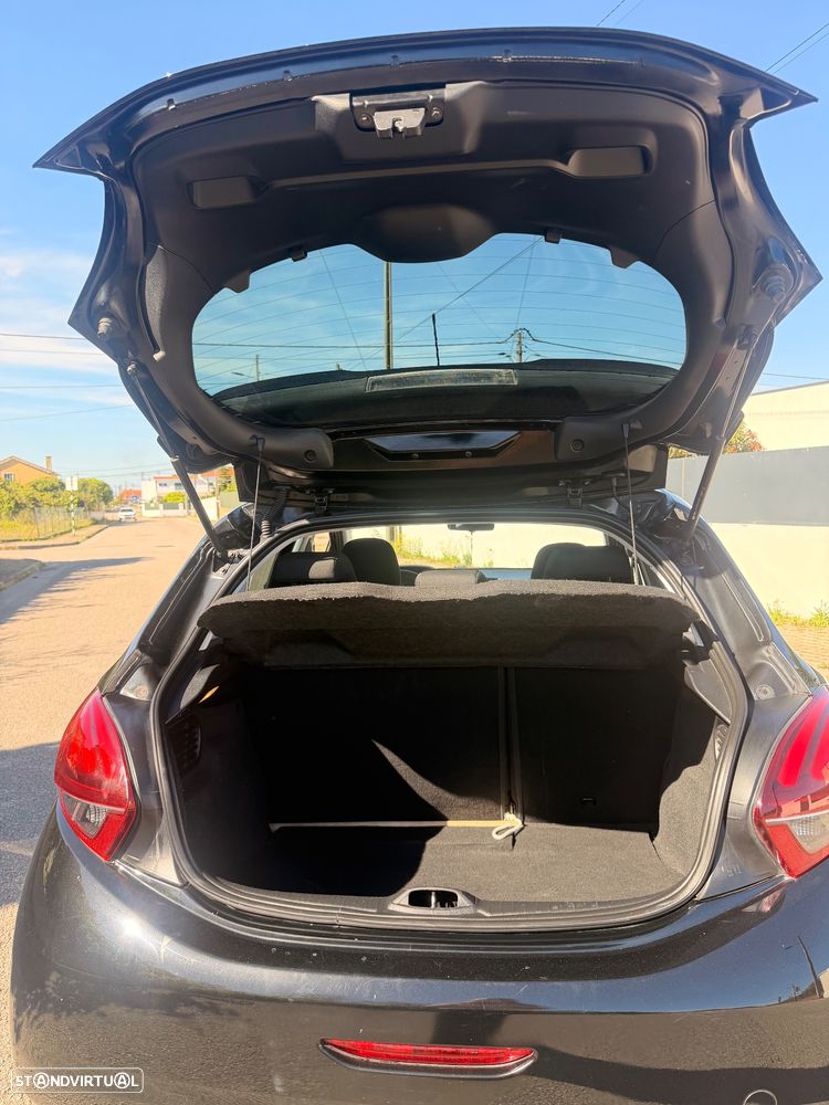 Peugeot 208 1.6 BlueHDi Active - 4