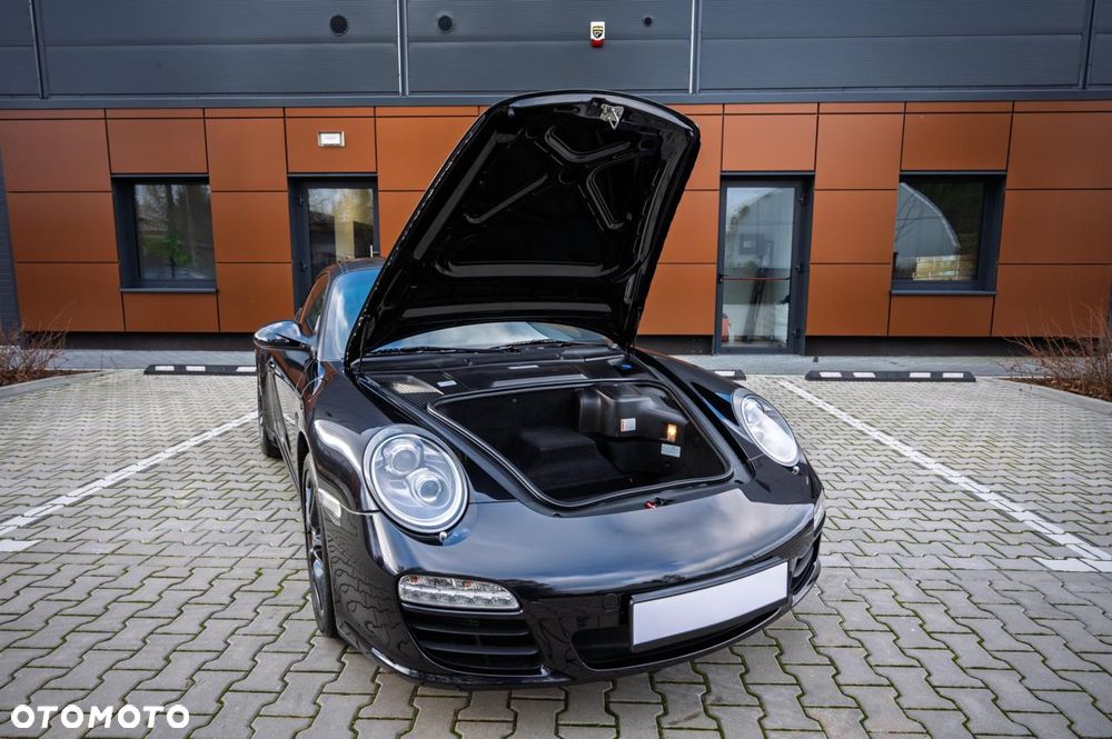 Porsche 911 Carrera PDK - 31