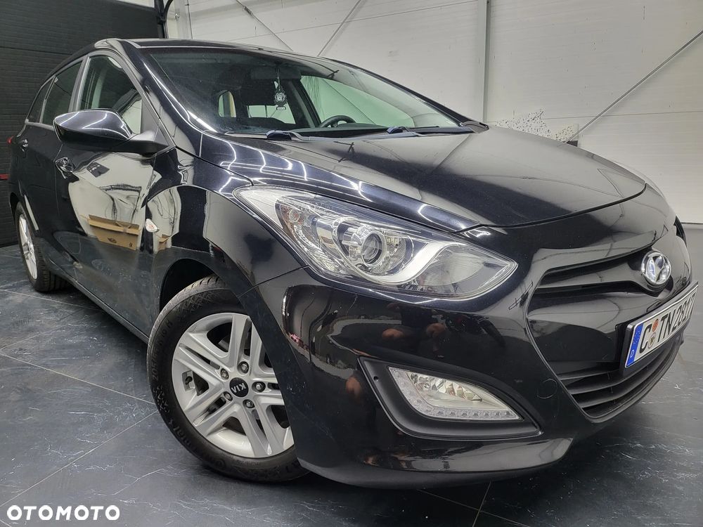 Hyundai i30 1.6 CRDi Premium - 4