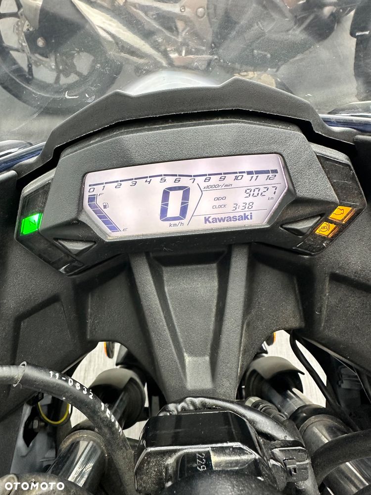 Kawasaki Ninja - 29