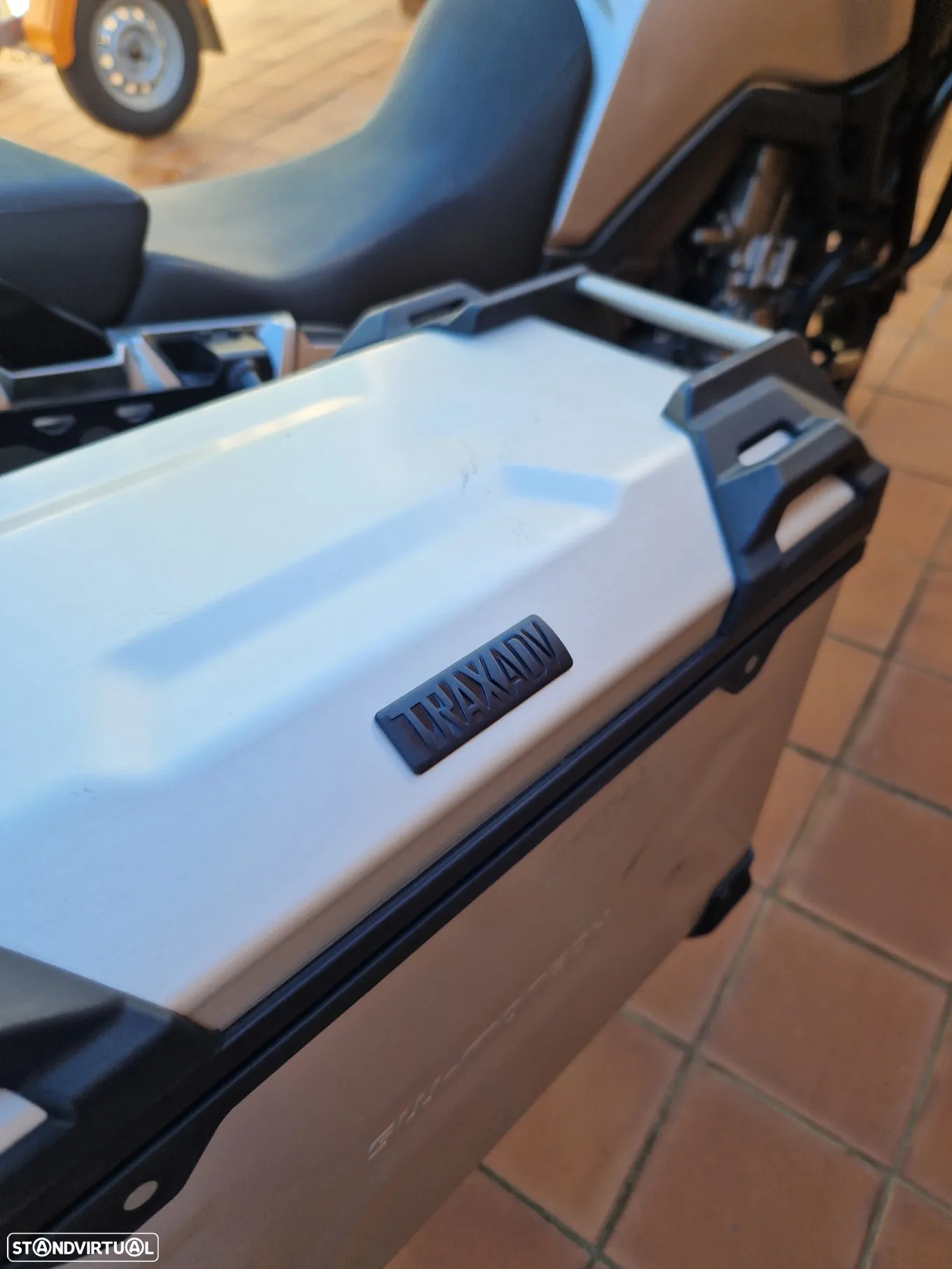 Honda Africa Twin SD04 - 13
