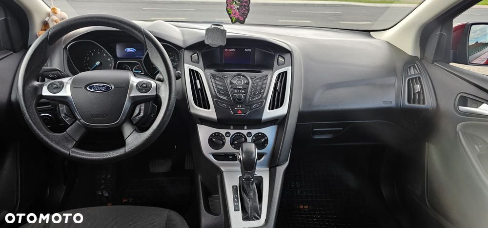 Ford Focus - 25