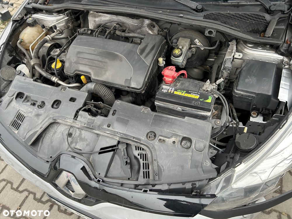 Renault Clio - 36