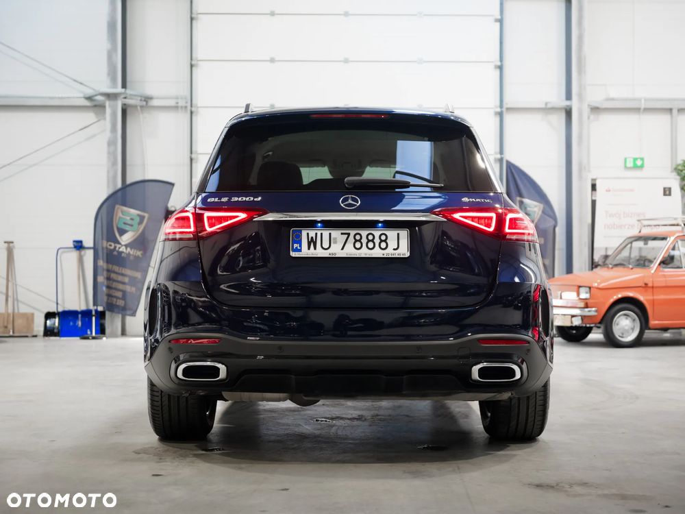 Mercedes-Benz GLE 300 d 4-Matic - 8