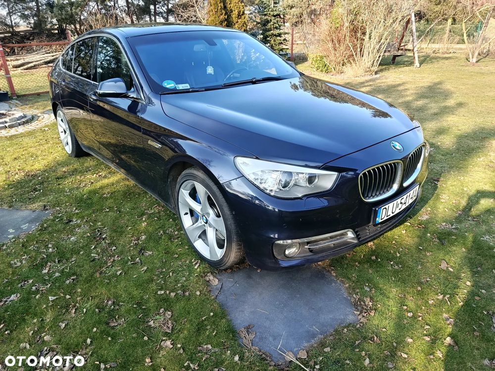 BMW 5GT - 1