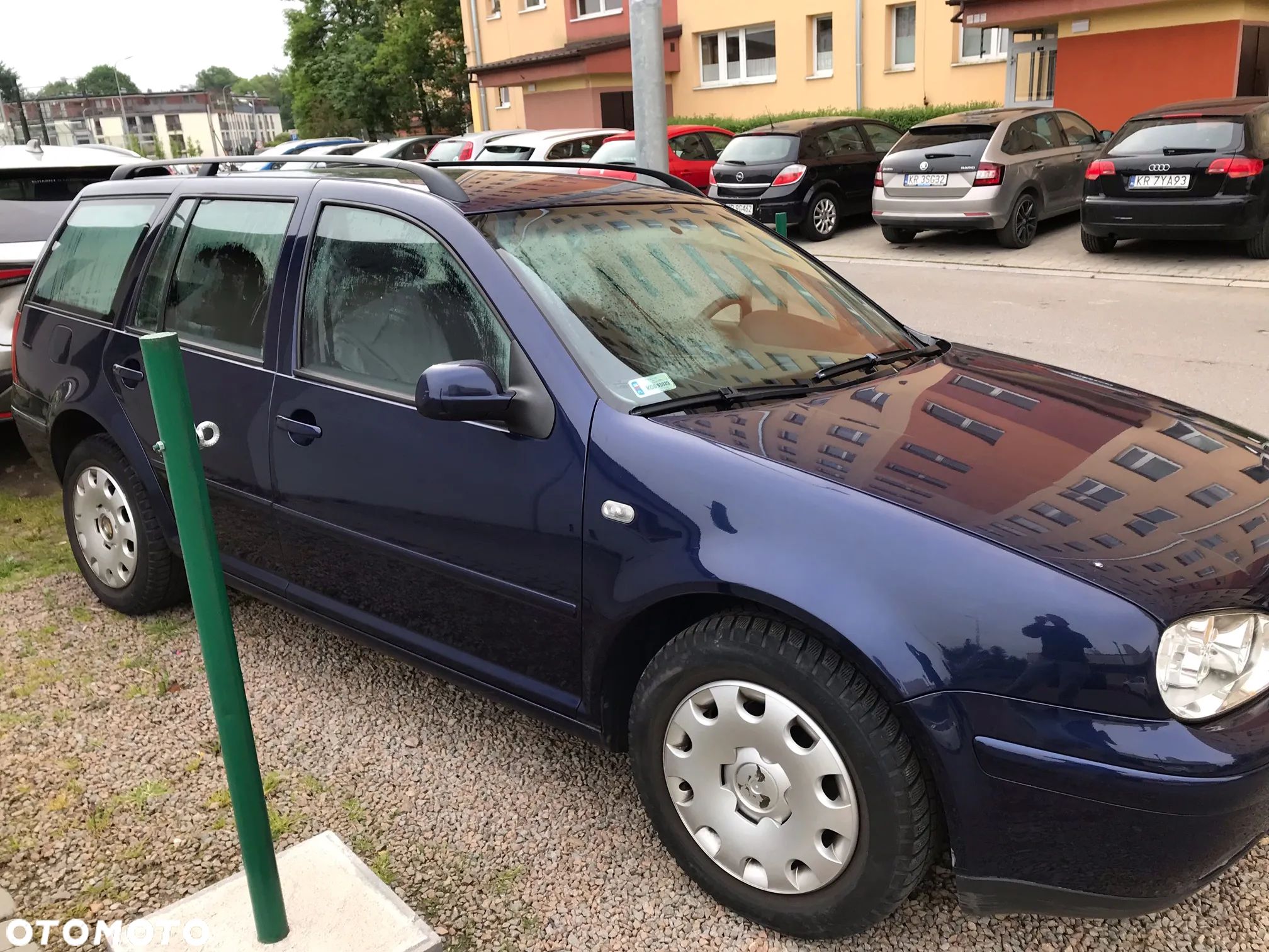 Volkswagen Golf IV 1.6 Basis - 1