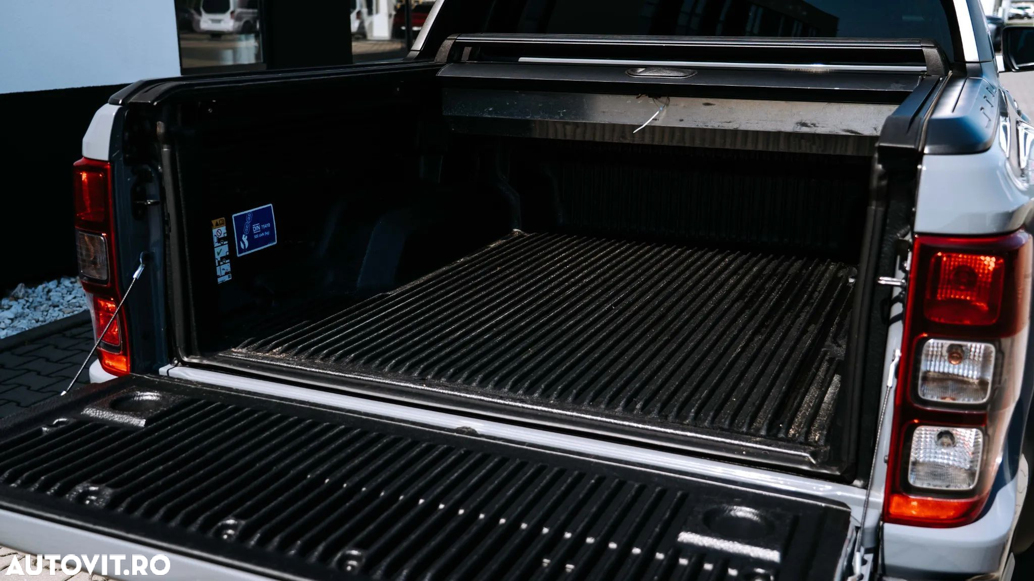 Ford Ranger - 8