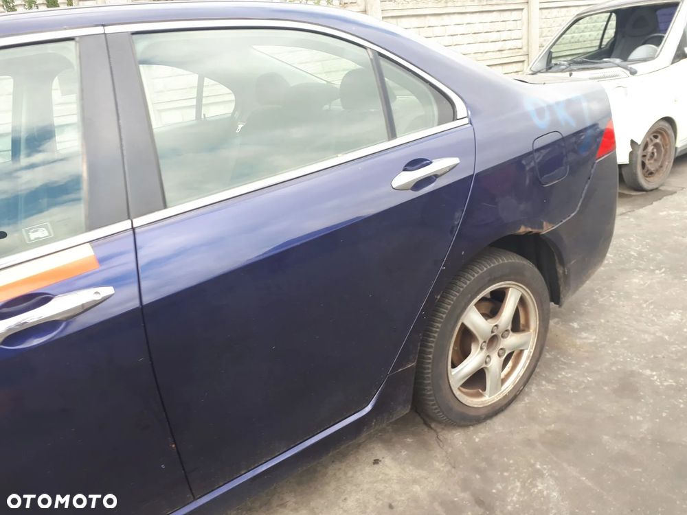 HONDA ACCORD 03-05 2.0 K20A6 ZDERZAK TYŁ TYLNY B502P - 14