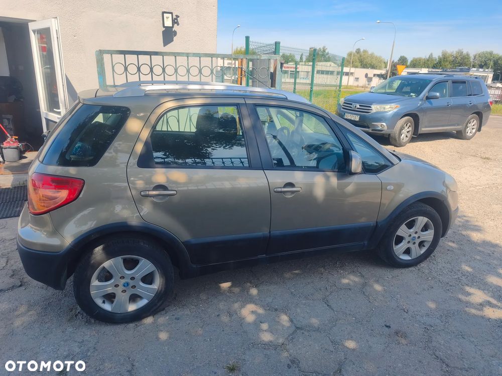 Peugeot 3008 1.6 Premium+ - 11