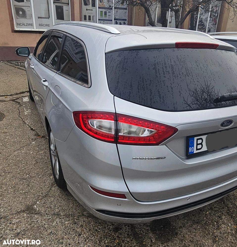 Ford Mondeo 2.0 TDCi Powershift Titanium - 6