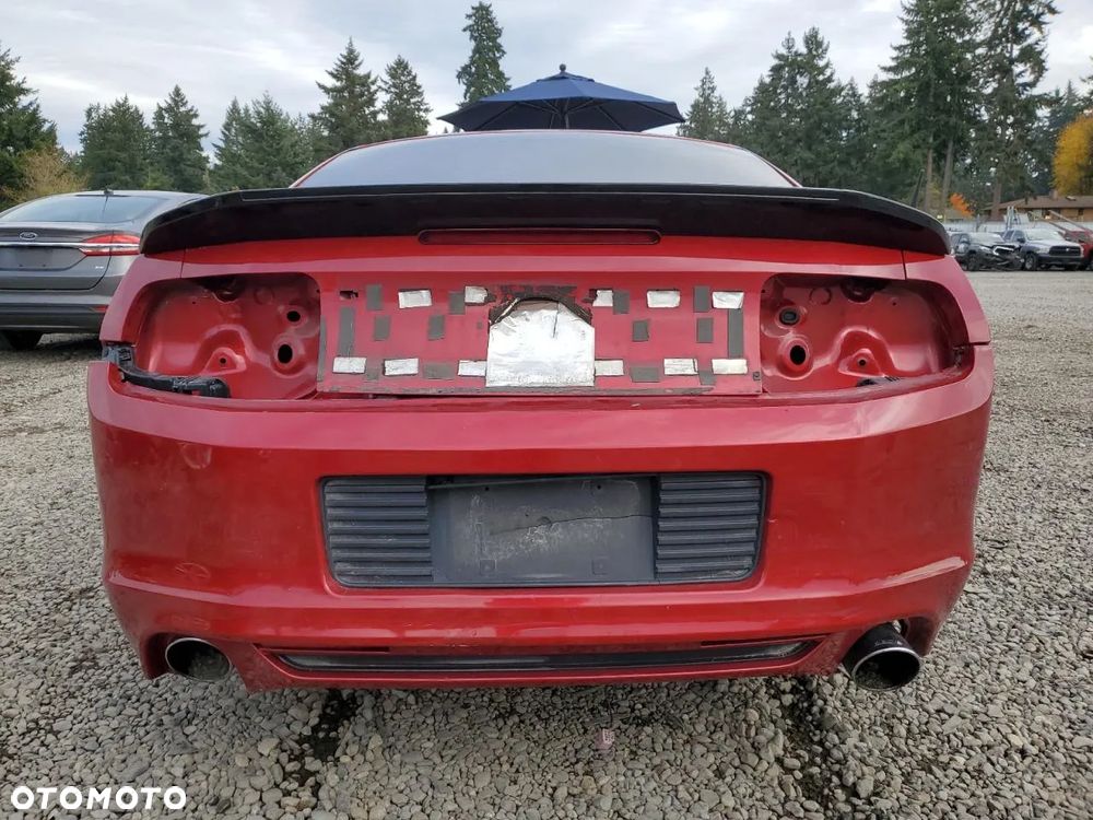 Ford Mustang 5.0 V8 GT - 5