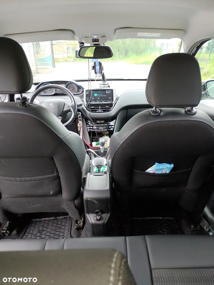 Peugeot 2008 - 7