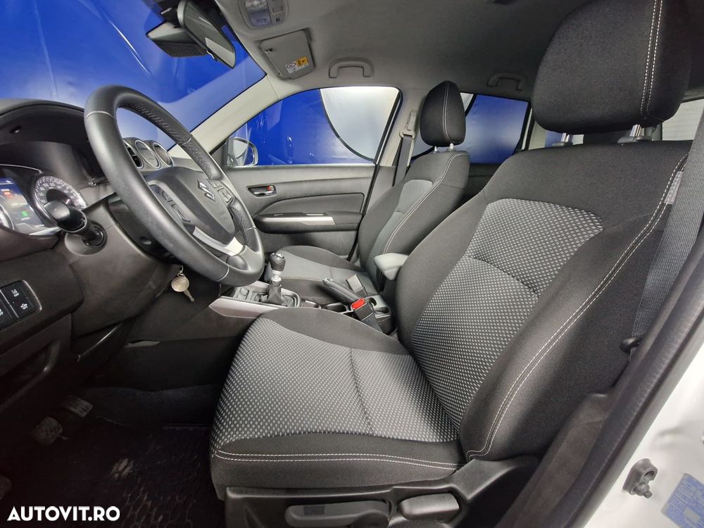 Suzuki Vitara - 11