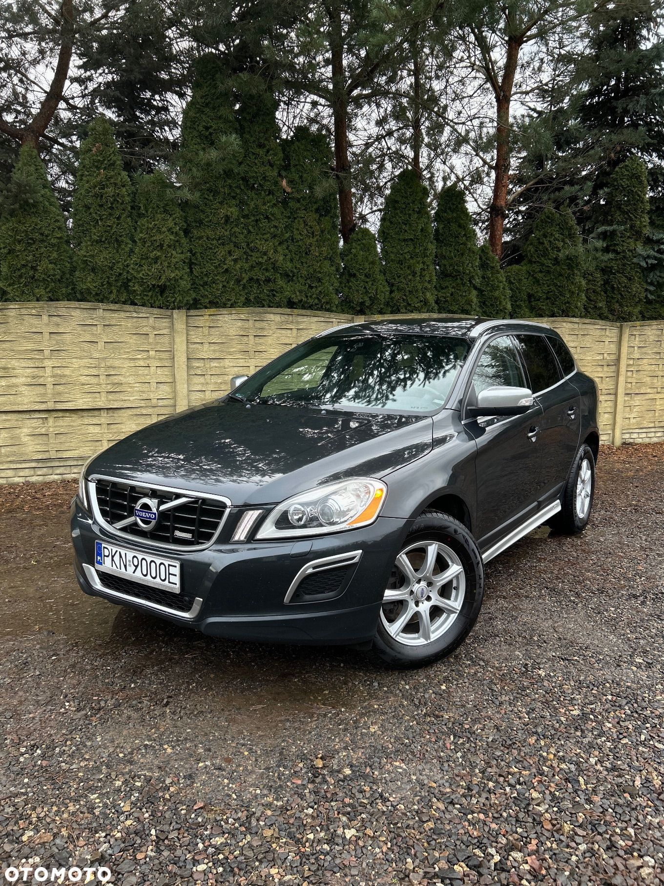 Volvo XC 60 D4 R-Design - 1