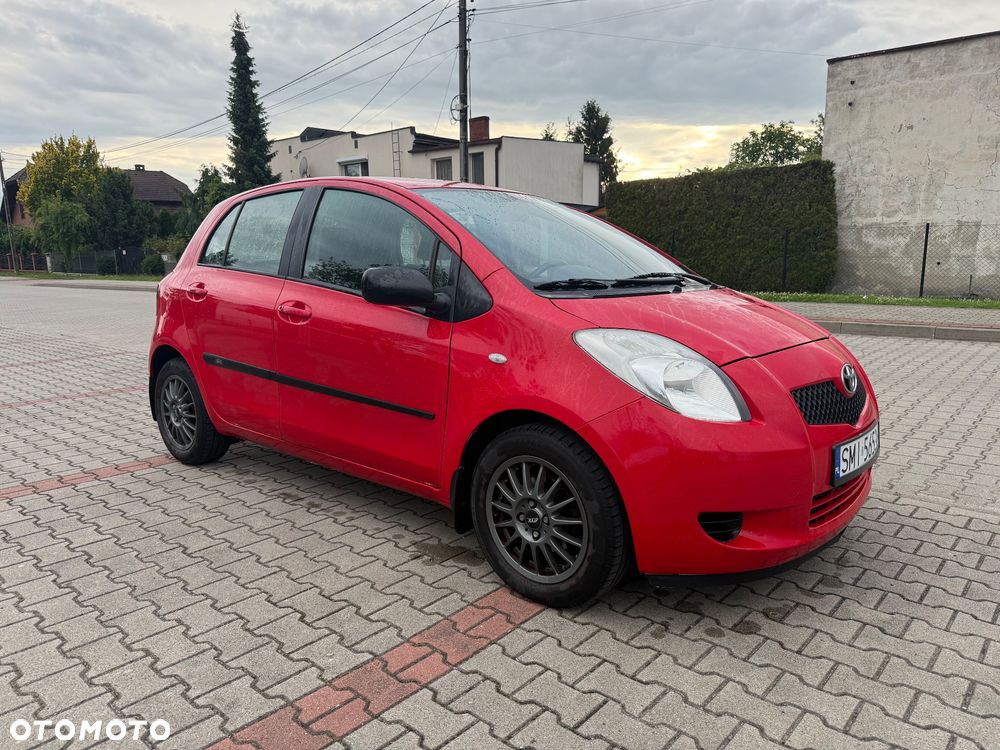 Toyota Yaris 1.3 Luna - 8