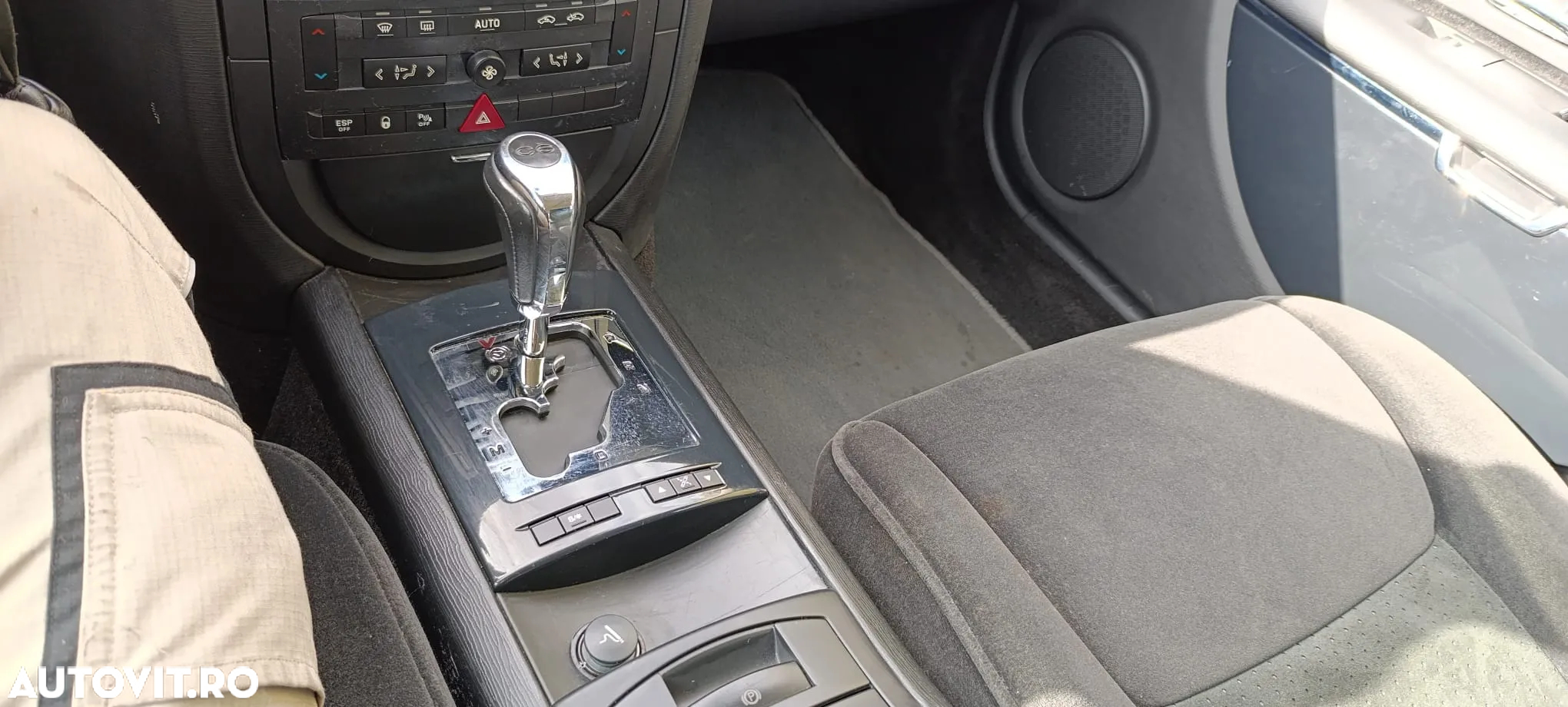 Citroën C6 HDi 205 Biturbo FAP - 8