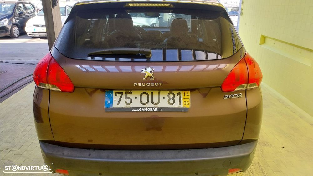 Peugeot 2008 1.2 VTi Allure - 19