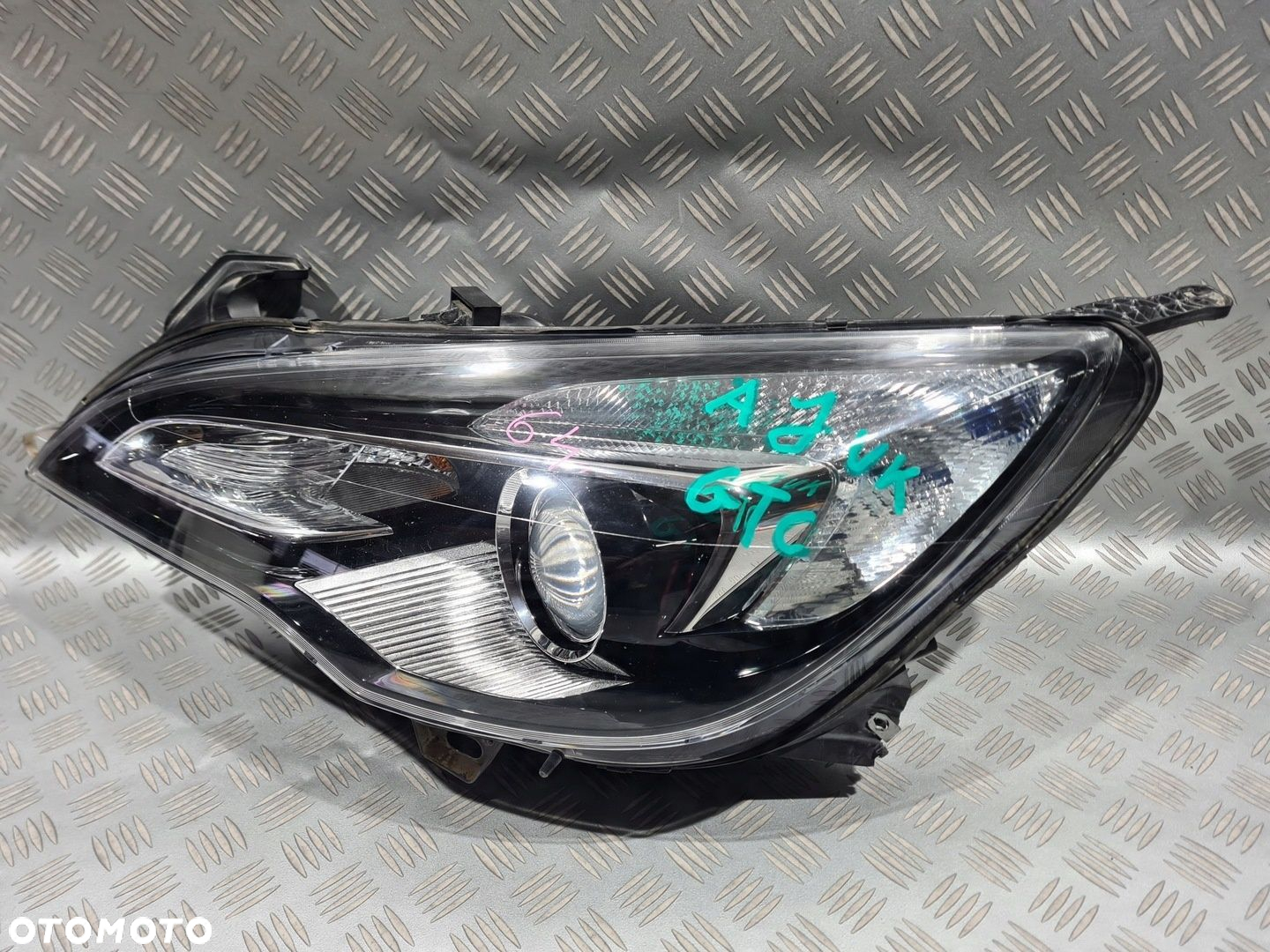 LAMPA LEWA PRZEDNIA ASTRA J GTC CASCADA ANGLIK - 3