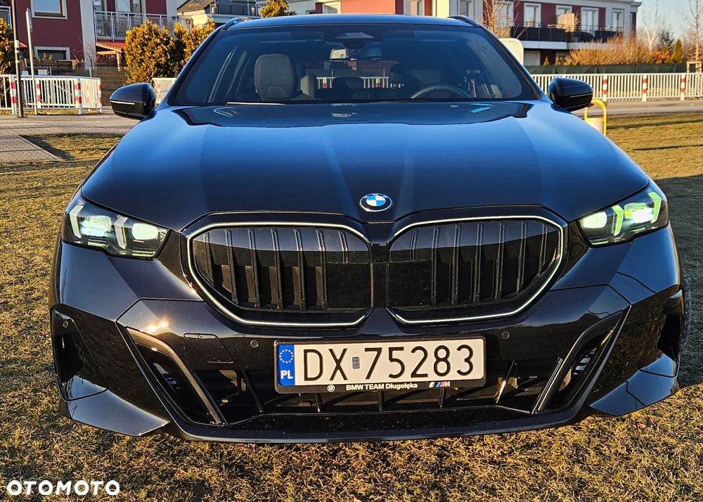 BMW Seria 5 520d xDrive mHEV M Sport - 2