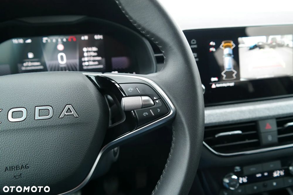 Skoda Kamiq 1.5 TSI Selection - 17