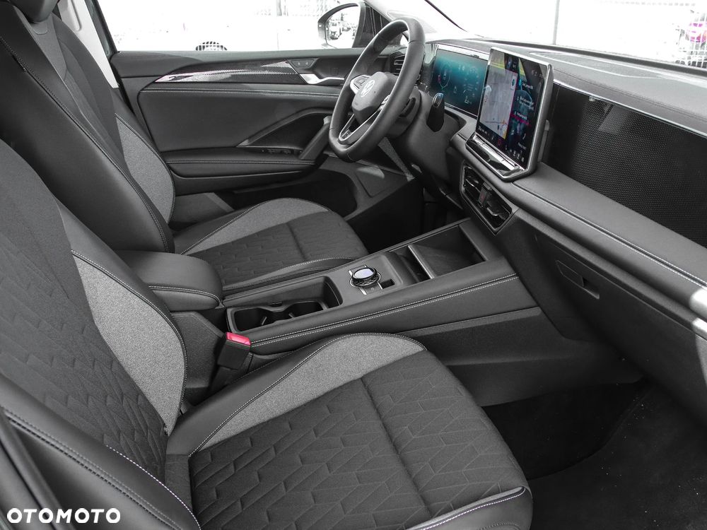 Volkswagen Tiguan 1.5 eTSI OPF DSG Goal - 13