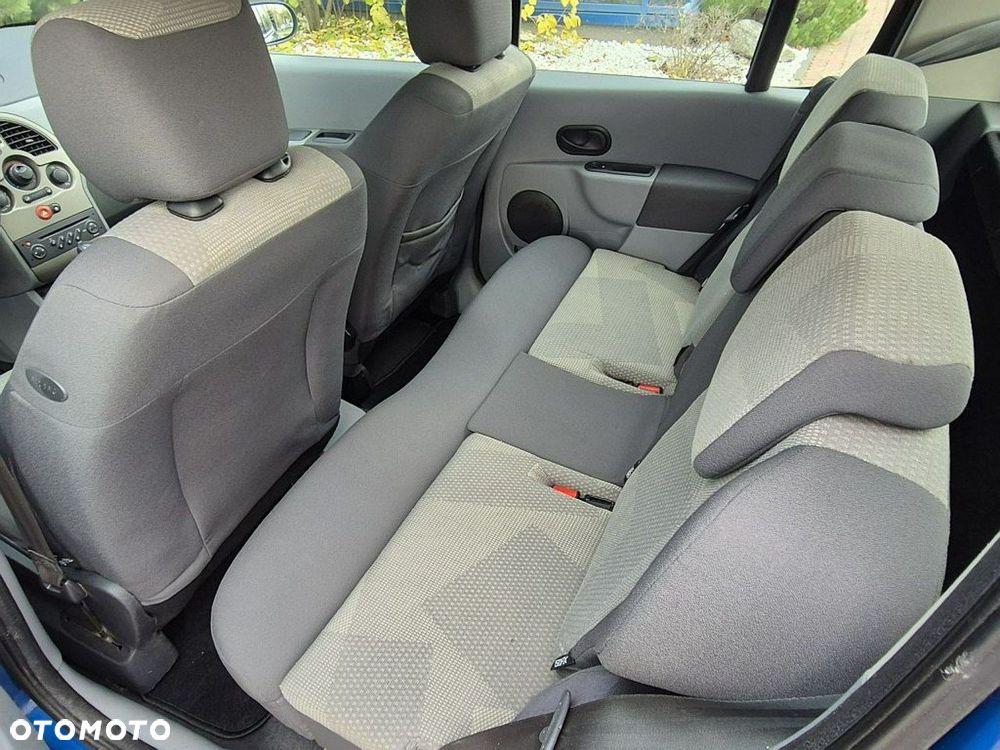 Renault Modus 1.2 16V Avantage - 21