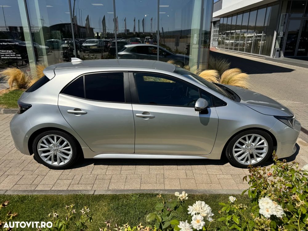 Toyota Corolla 1.8 Business Edition - 8