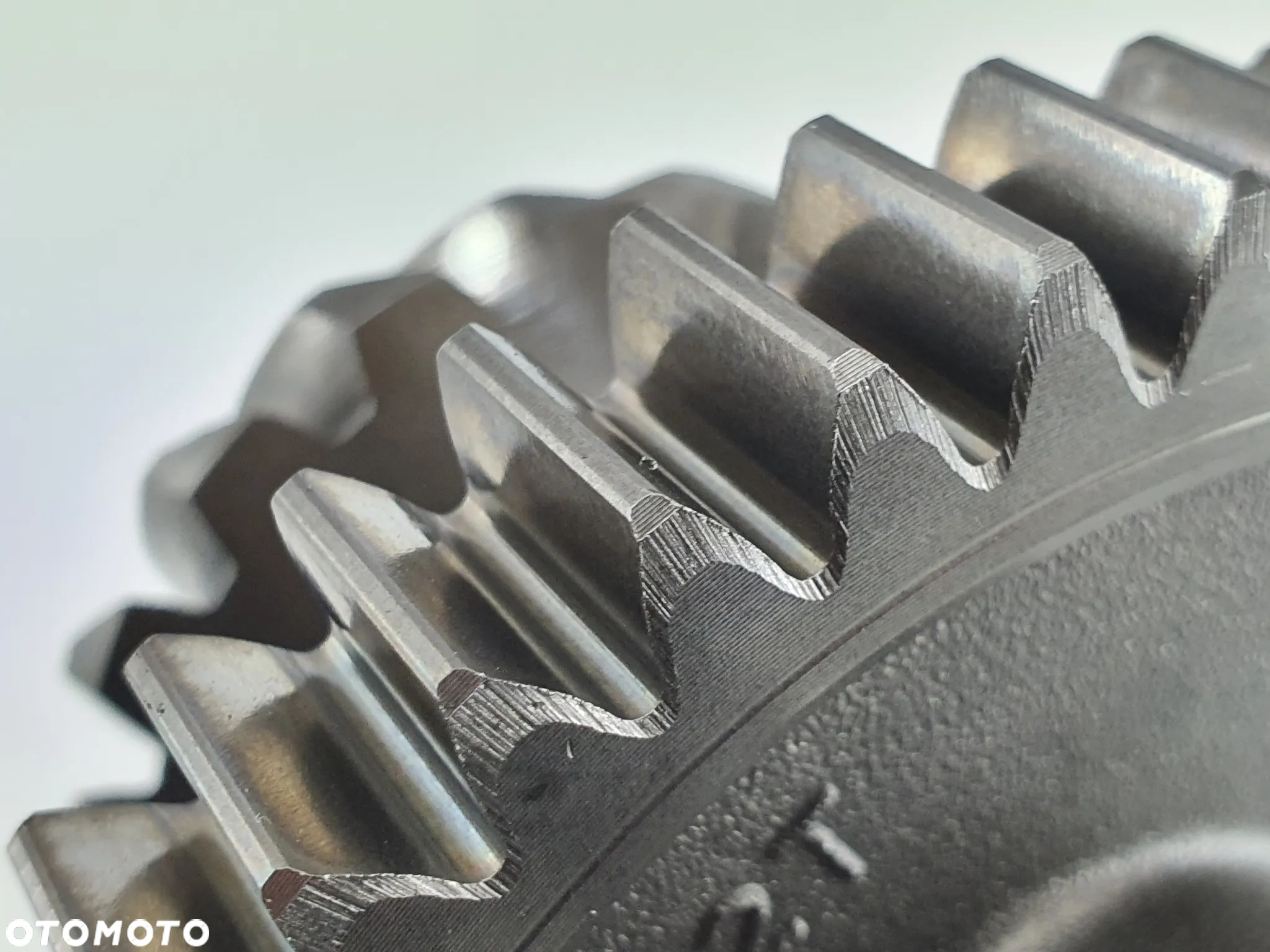 WALEK TRYB KOLO ZEBATE PRZEKLADNIA KATOWA  TGB BLADE 550 - 6