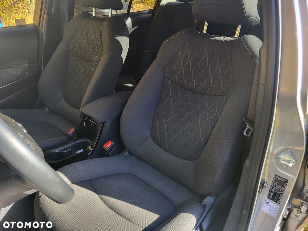 Toyota Corolla - 11