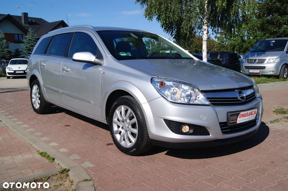 Opel Astra 1.9 CDTI Elegance - 2