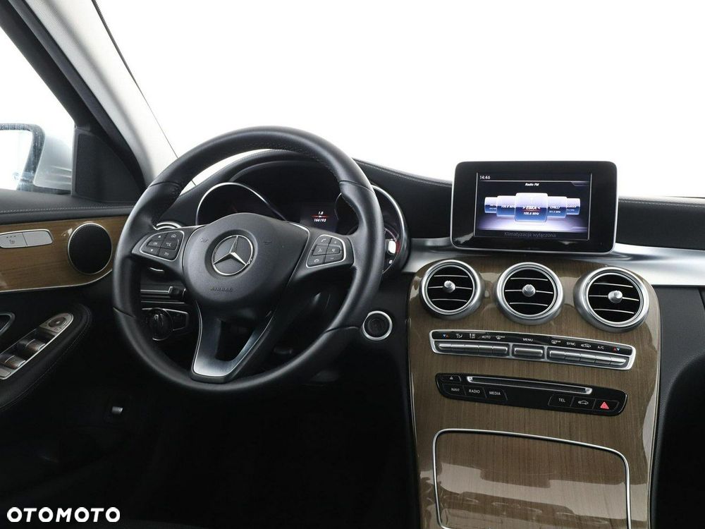 Mercedes-Benz Klasa C 180 9G-TRONIC Avantgarde - 17