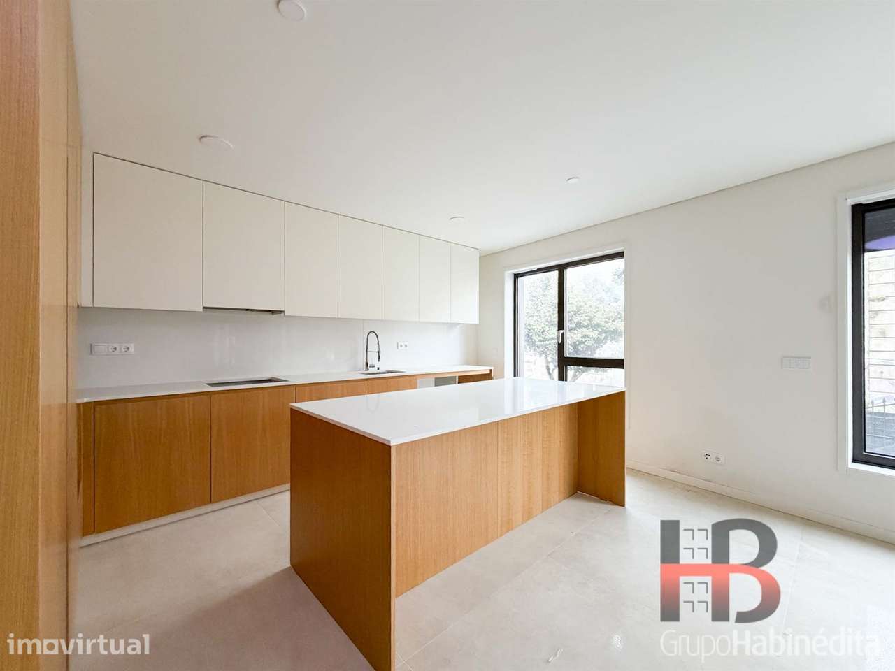 Apartamento T3 Venda em Cedofeita, Santo Ildefonso, Sé, Miragaia, São - Grande imagem: 3/26