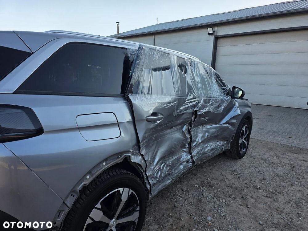 Peugeot 5008 BlueHDi 130 EAT8 Allure - 8