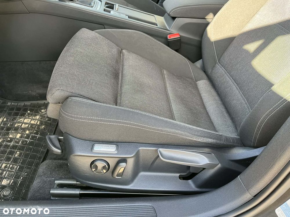Volkswagen Passat 1.8 TSI BMT Comfortline - 7