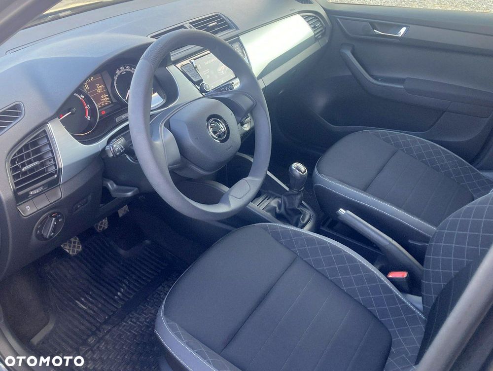 Skoda Fabia 1.0 TSI Active - 12