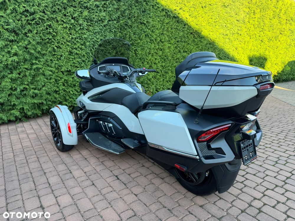 Can-Am Spyder - 5